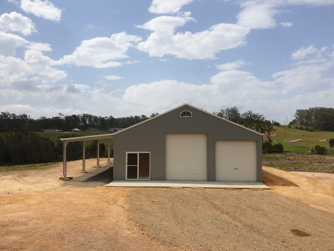 SMNC190041 Shed Stables 11w x 16L x 3.5h + 4w leanto with stable doors