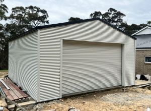 Modern Style Garage