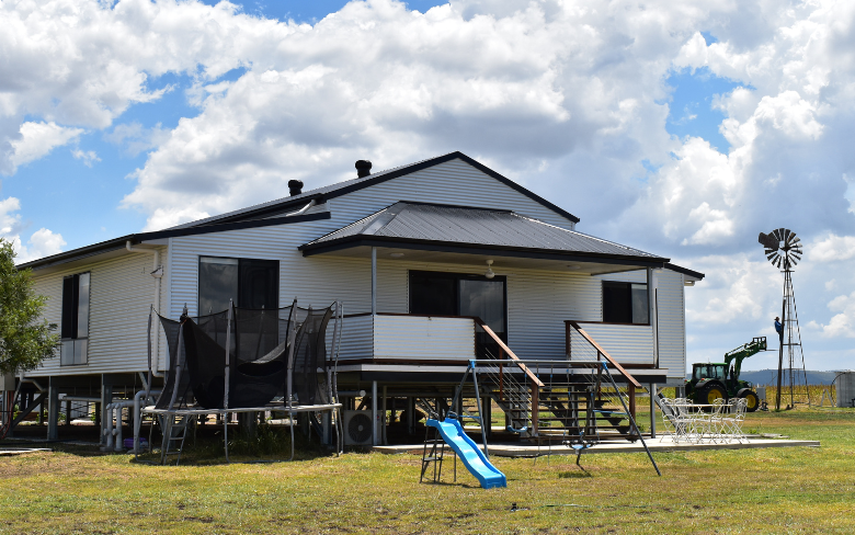 Toowoomba Rural Retreat Sheds n Homes